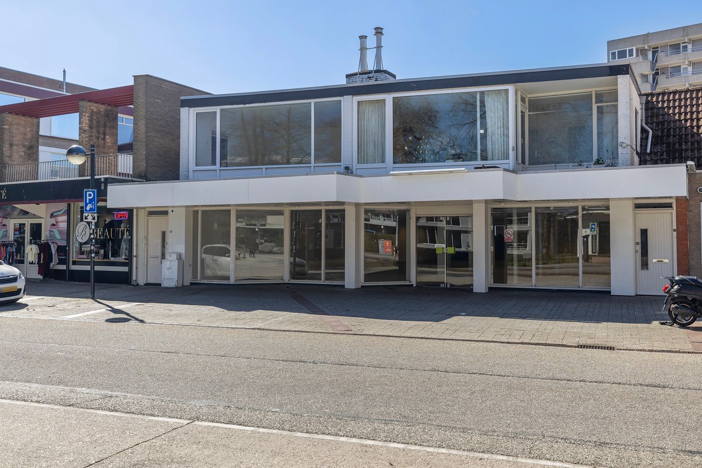 Bekijk foto 2 van Hoofdstraat 31