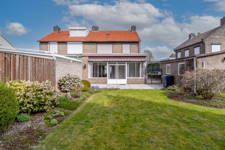 Photo 3 of Irenestraat 8