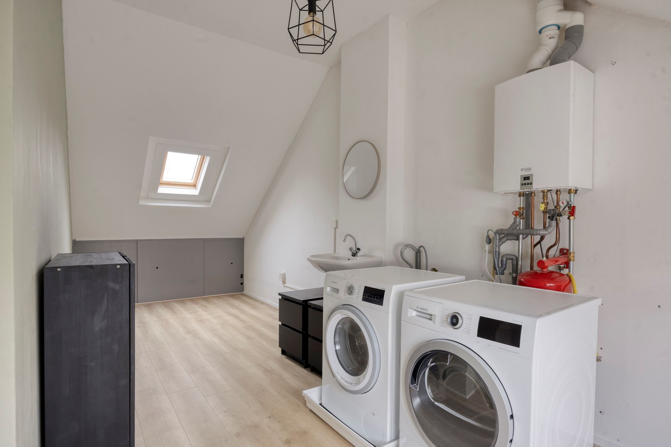 Move-in Ready Terraced Home with Ground Floor Sleeping Option in Quiet Location — 27