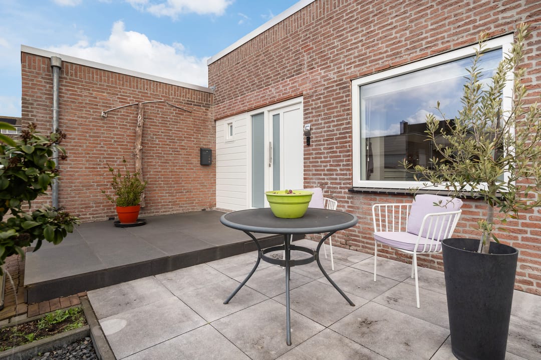 Photo 8 of Doornenburg 5