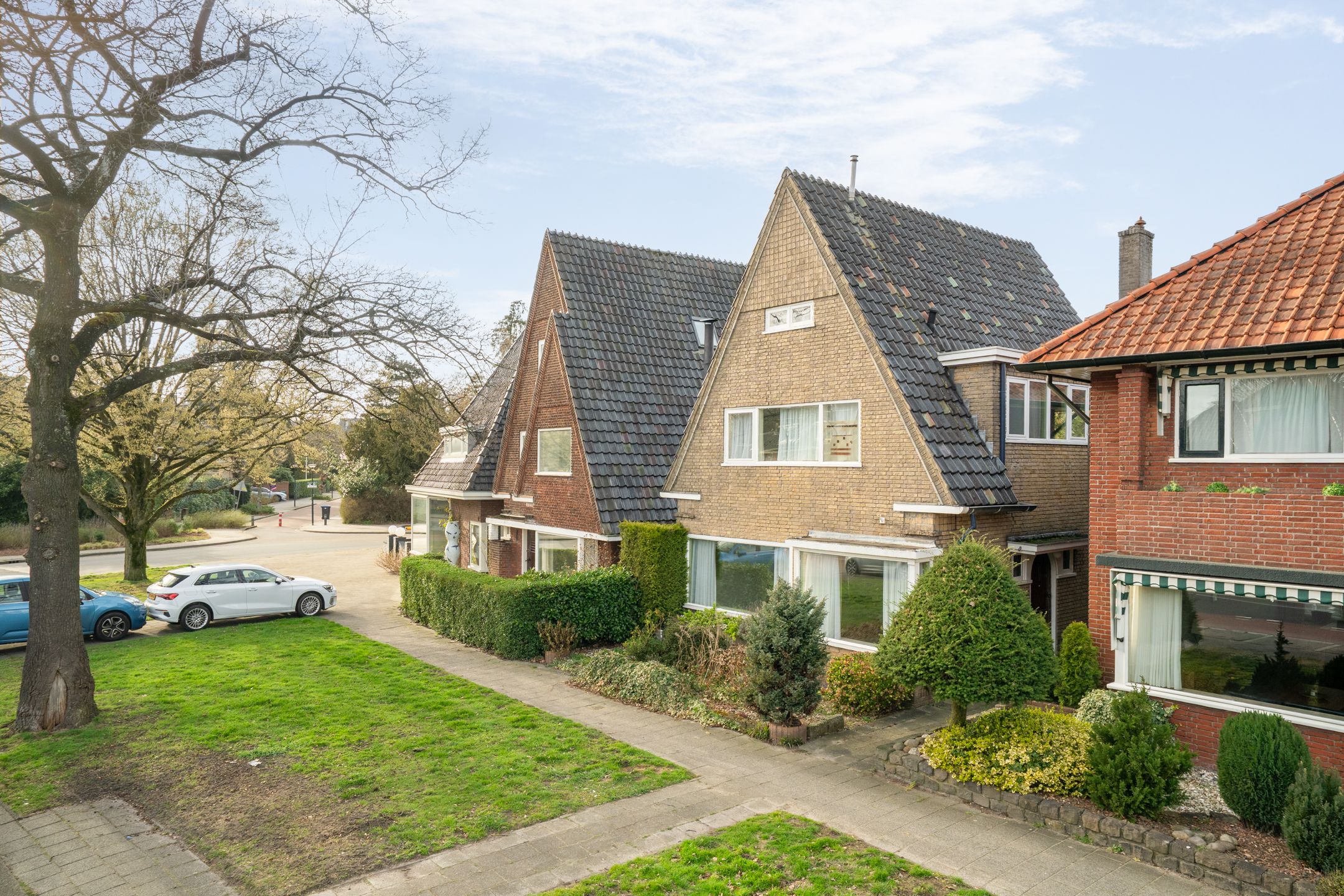 Photo 39 of Gronausestraat 45