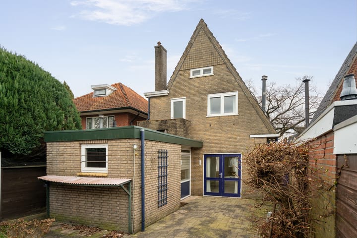 Photo 4 of Gronausestraat 45