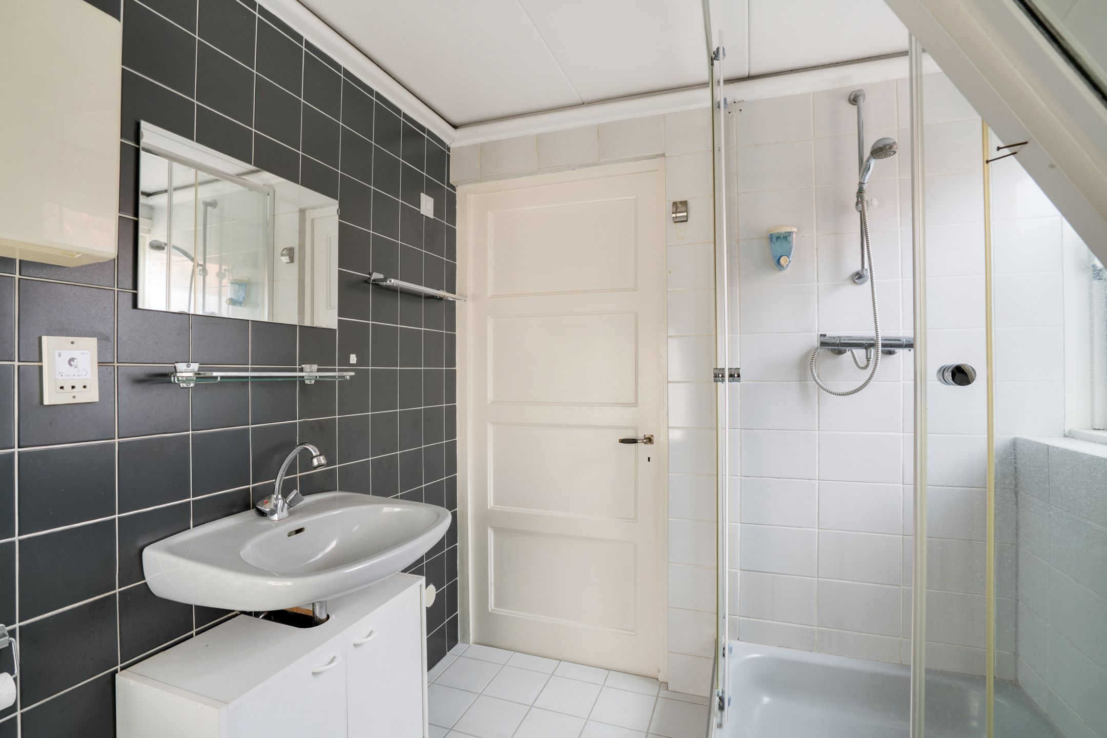 Photo 30 of Gronausestraat 45