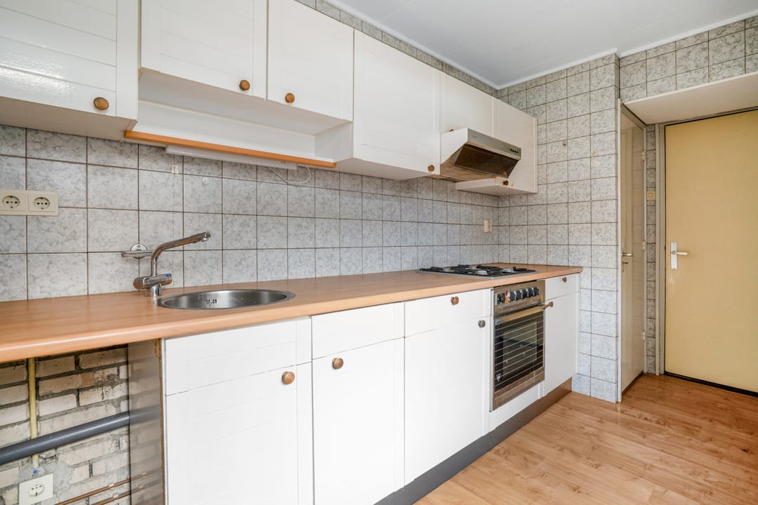 Photo 17 of Gronausestraat 45