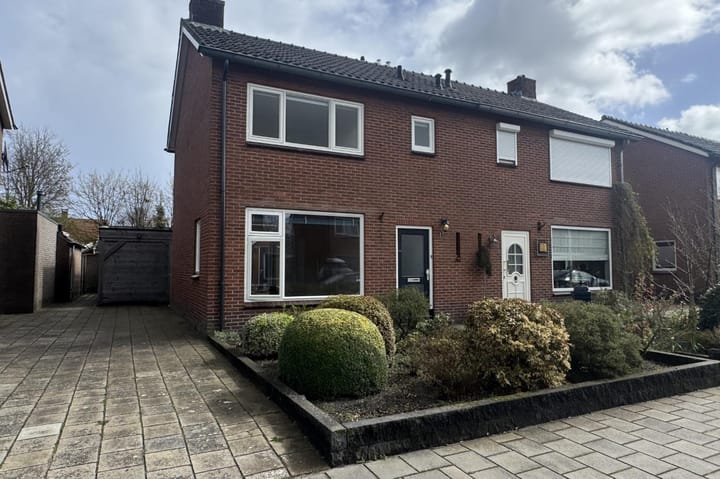 Foto 5 van J. Evertsenstraat 10