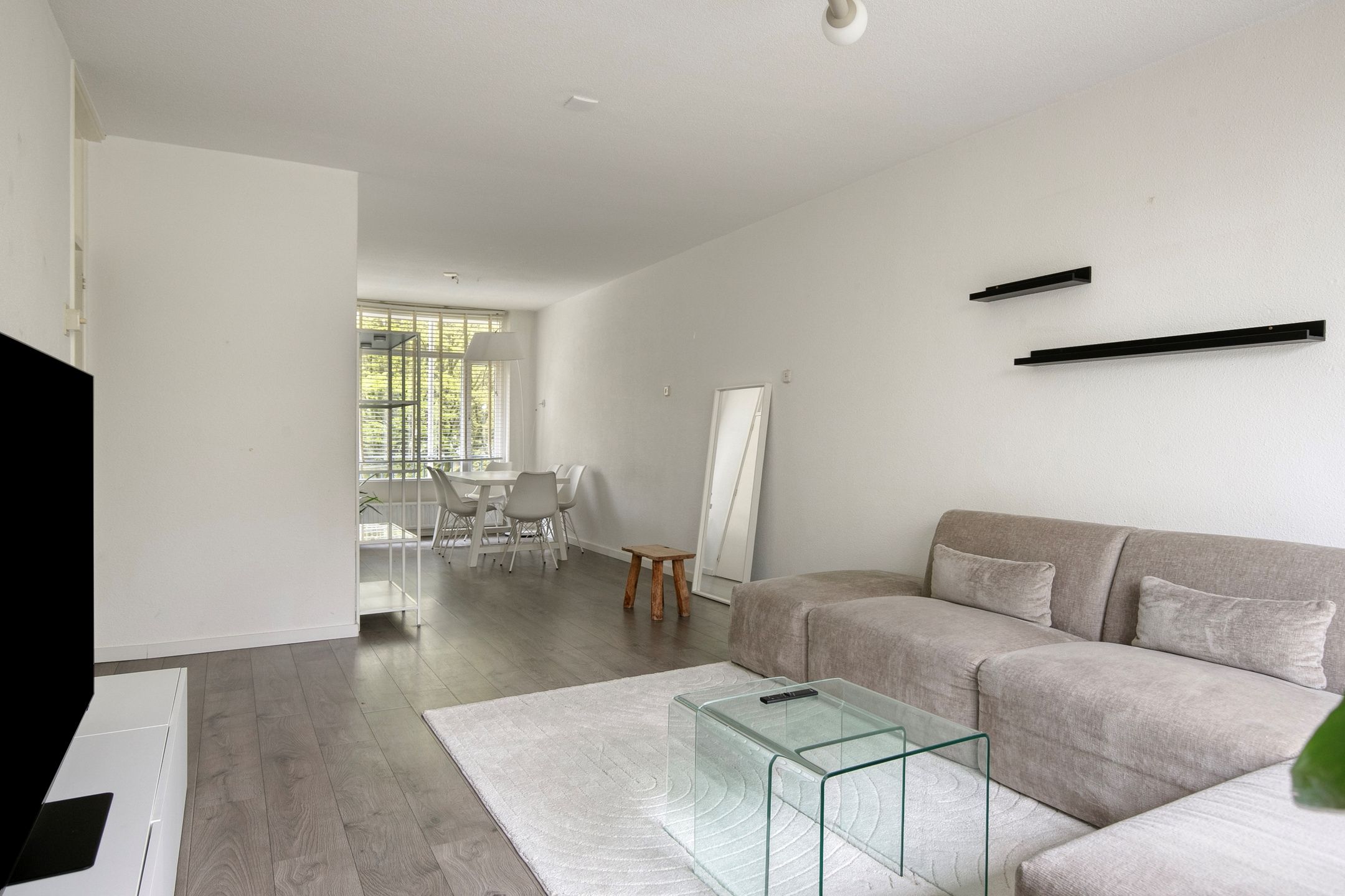 Photo 3 of Vincent van Goghstraat 36