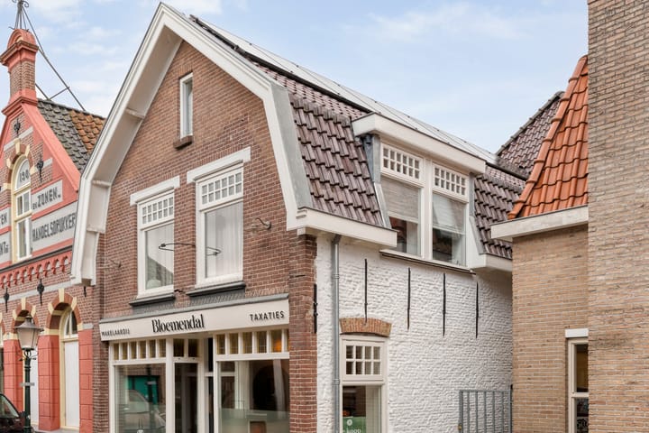 Foto 4 van Karnemelkstraat 9