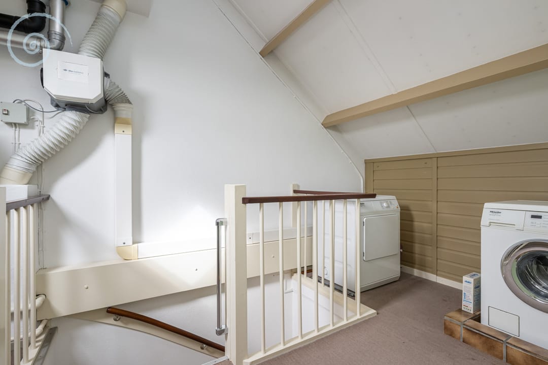 Foto 22 van Helmstraat 1