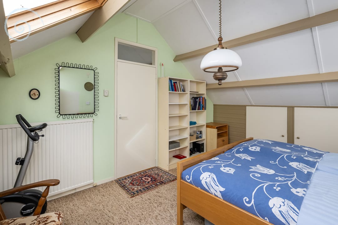 Foto 23 van Helmstraat 1