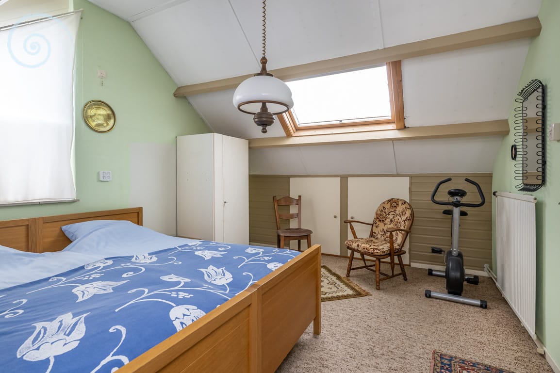 Foto 24 van Helmstraat 1