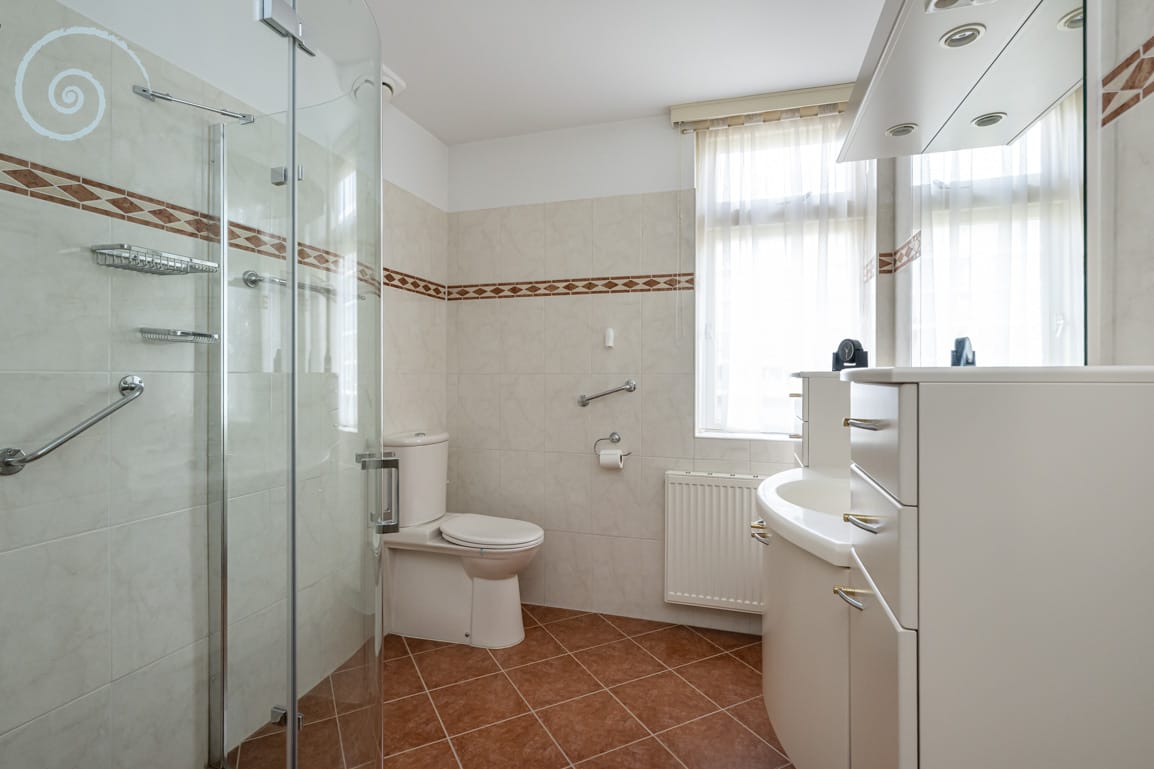 Foto 20 van Helmstraat 1