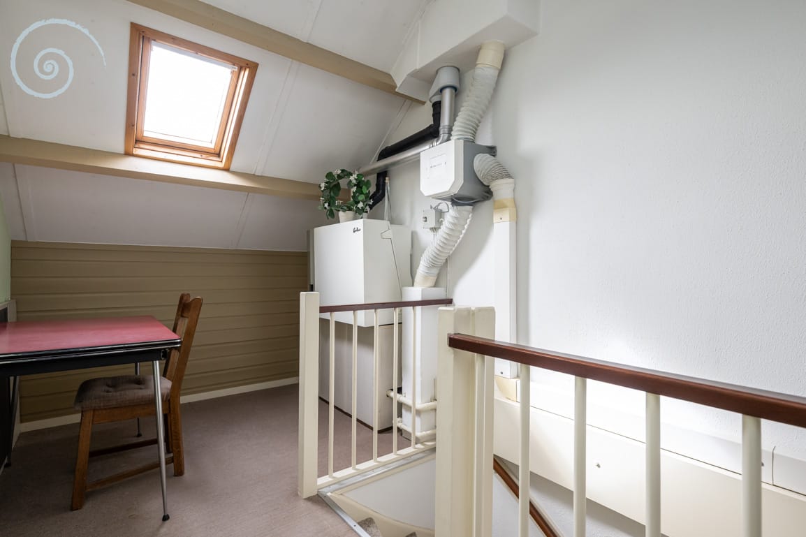 Foto 21 van Helmstraat 1