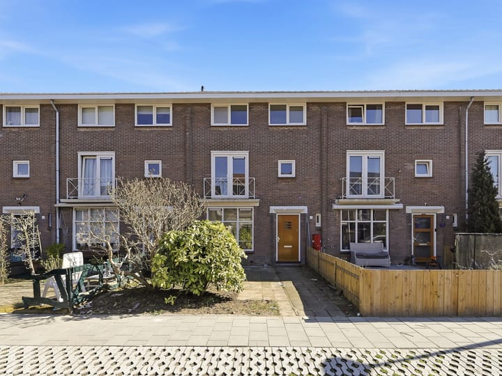 Photo 2 of Groen van Prinstererstraat 17