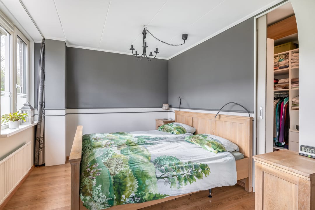 Well-maintained terraced house with 3 bedrooms and garden in child-friendly Rozenburg — 31