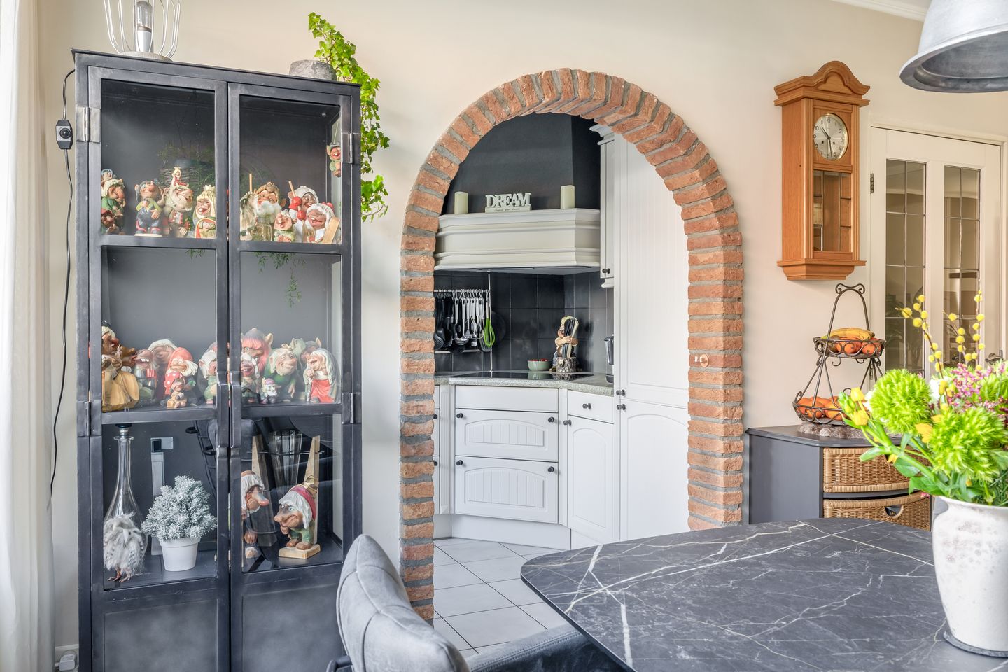 Well-maintained terraced house with 3 bedrooms and garden in child-friendly Rozenburg — 19