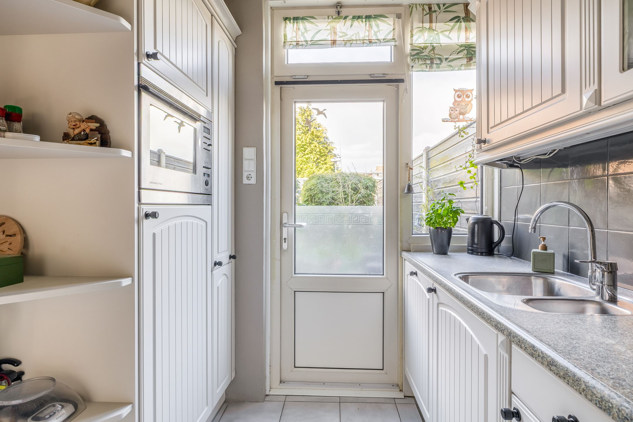 Well-maintained terraced house with 3 bedrooms and garden in child-friendly Rozenburg — 21