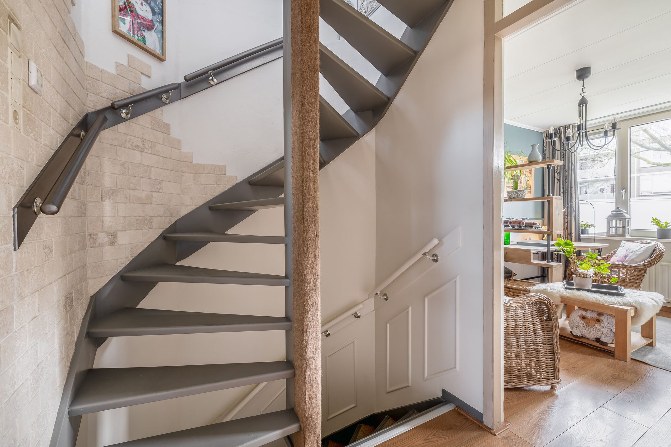 Well-maintained terraced house with 3 bedrooms and garden in child-friendly Rozenburg — 30