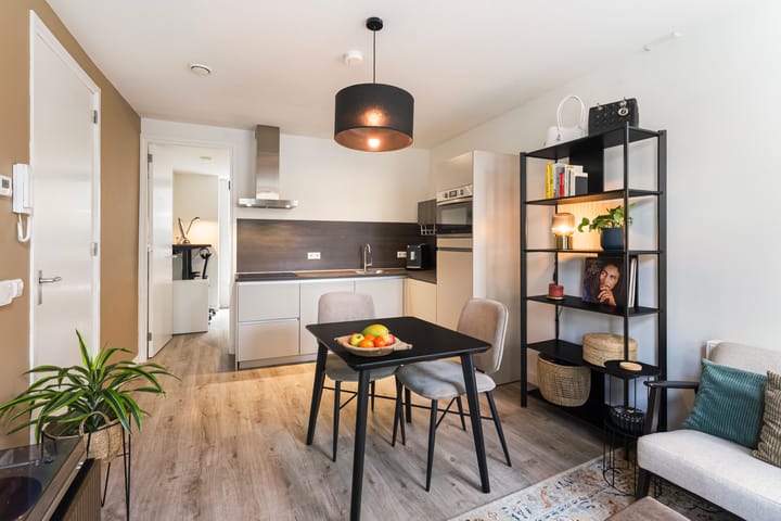 Photo 3 of Haarlemmerstraat 313-B