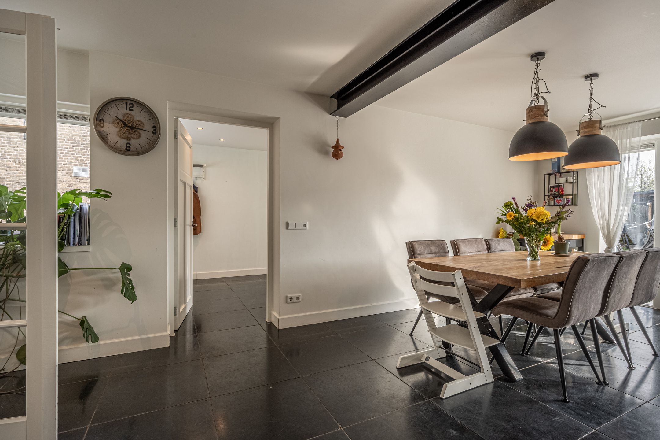 Photo 15 of Koninginneweg 63