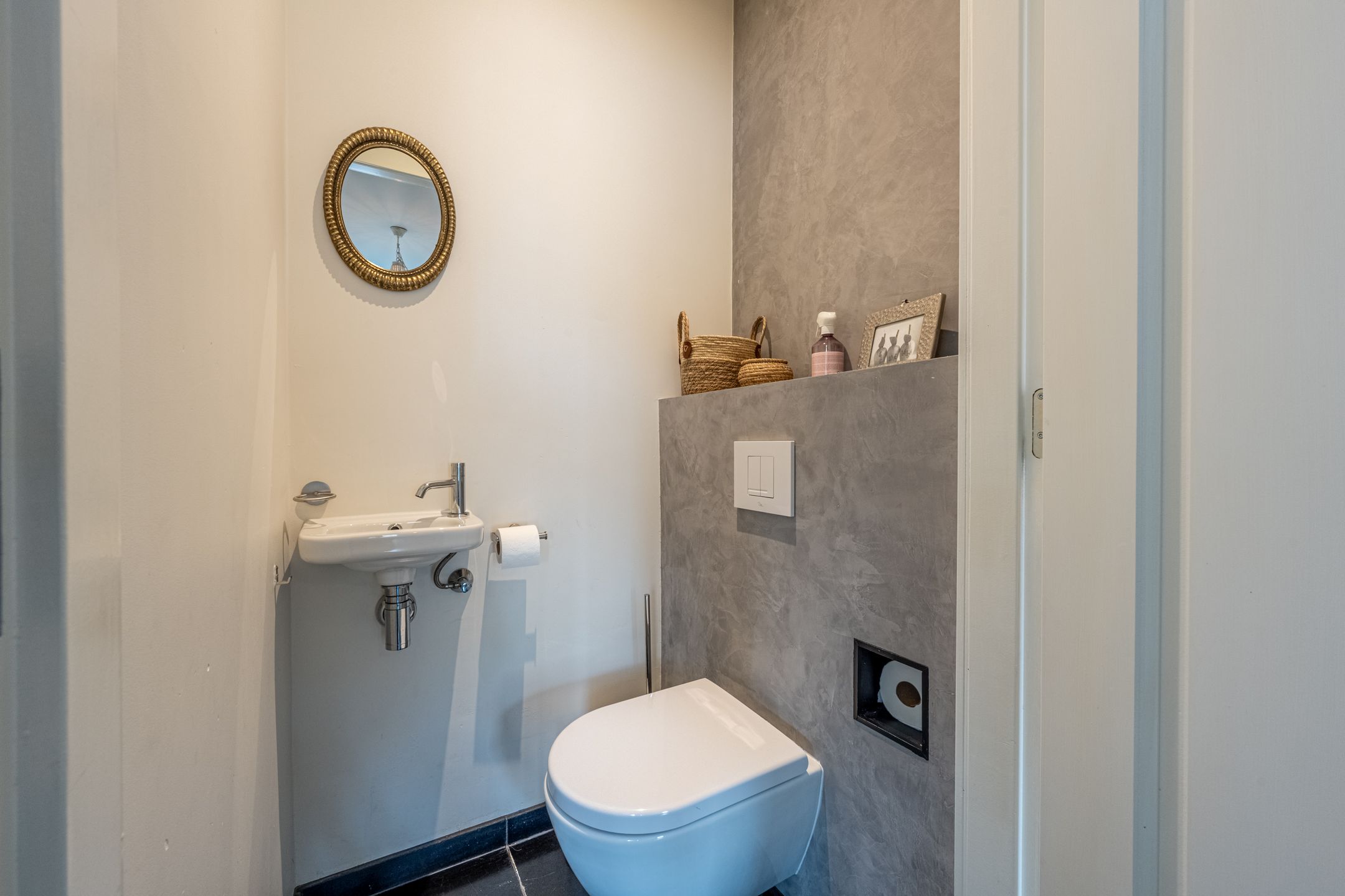 Photo 18 of Koninginneweg 63