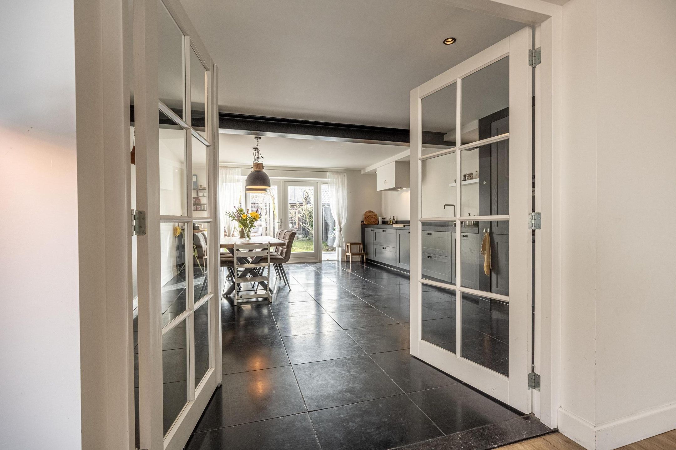 Photo 9 of Koninginneweg 63