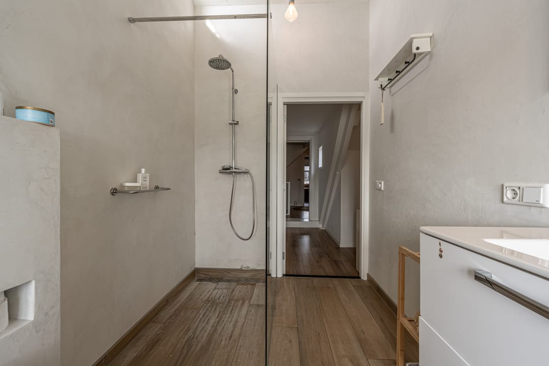 Photo 28 of Koninginneweg 63