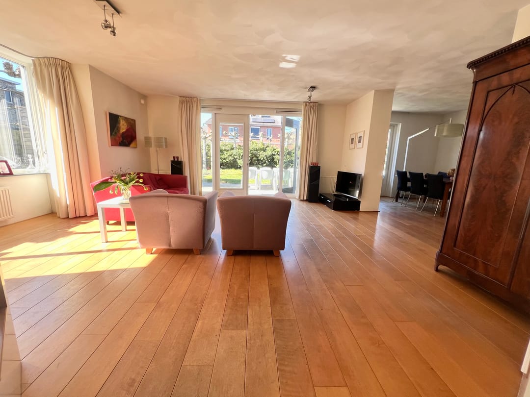 Photo 8 of Paleismuur 70