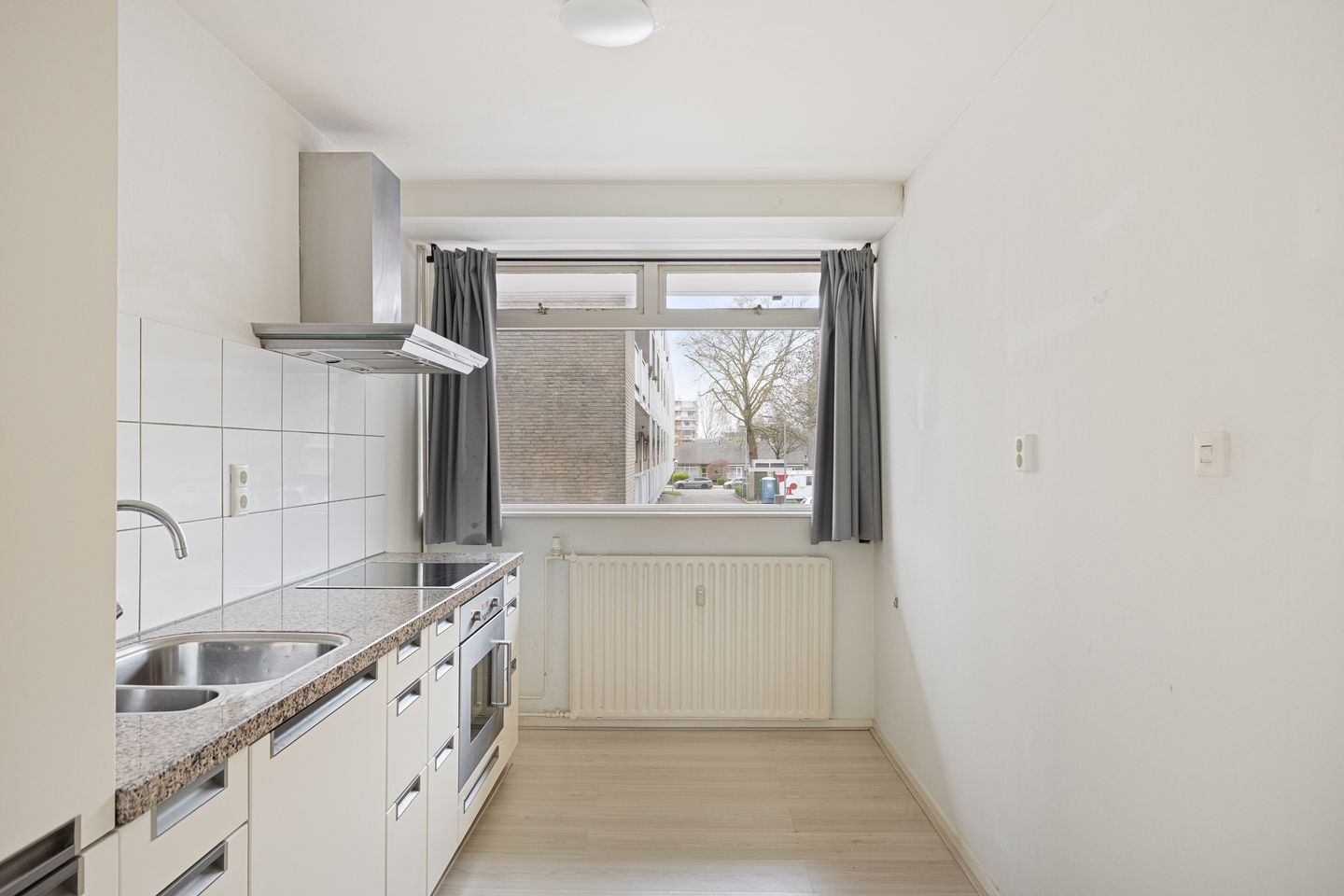 Spacious 4-room apartment with balcony and storage in Arnhem — 19