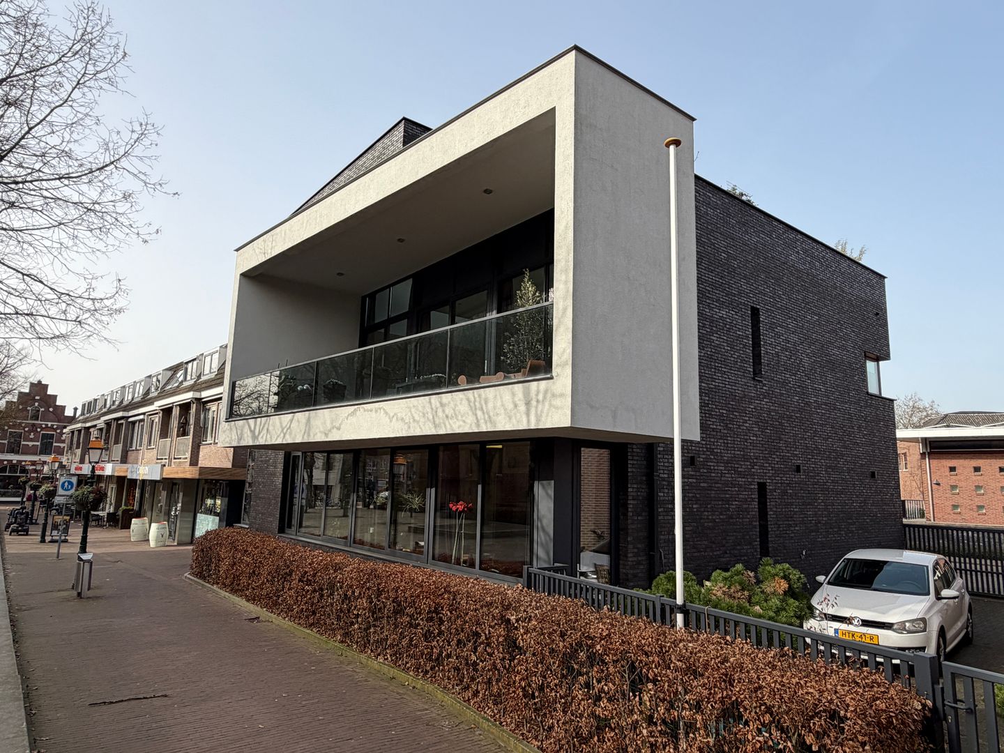 View photo 3 of Driehoek 10-B