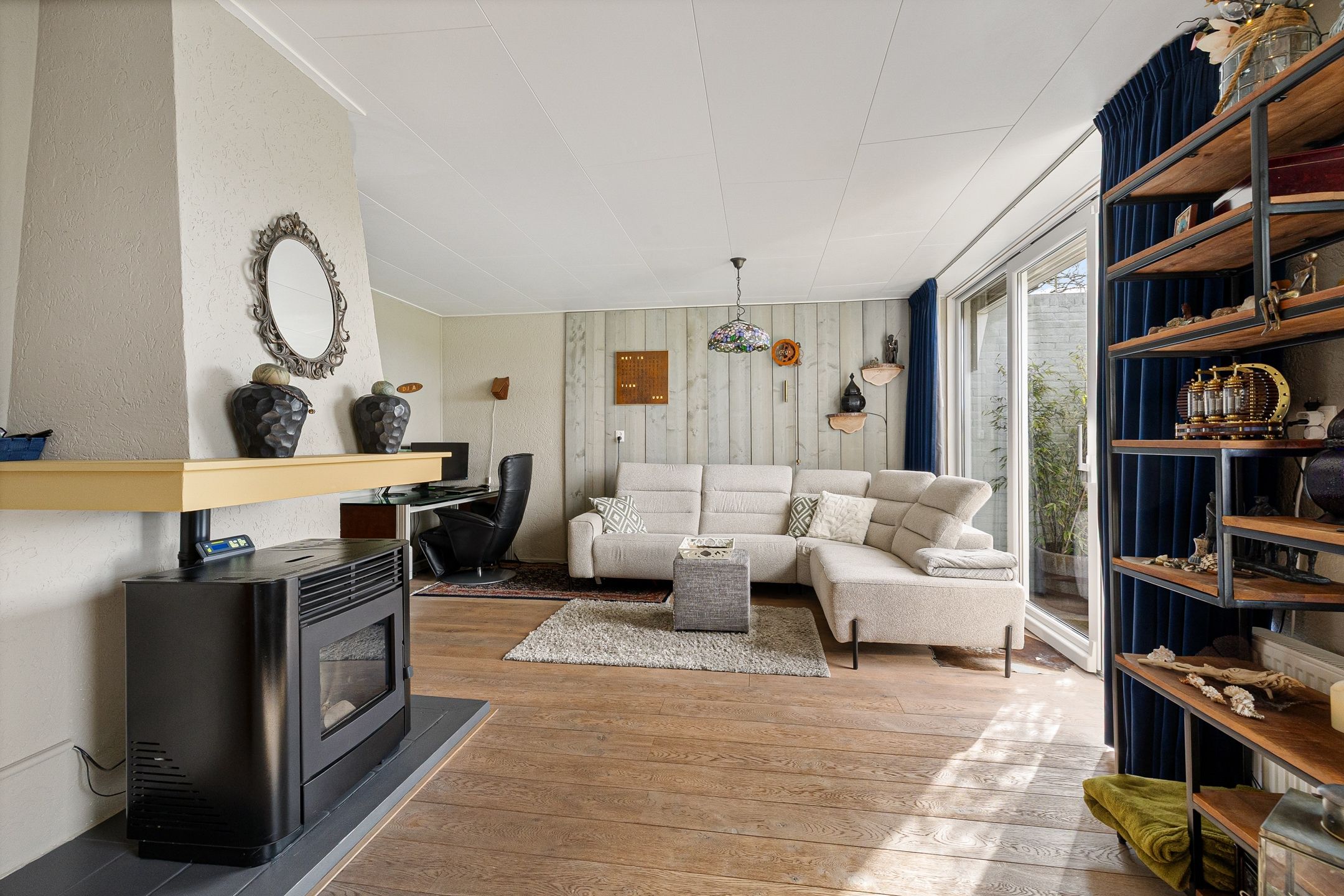 Foto 12 van Oosterse Es 41