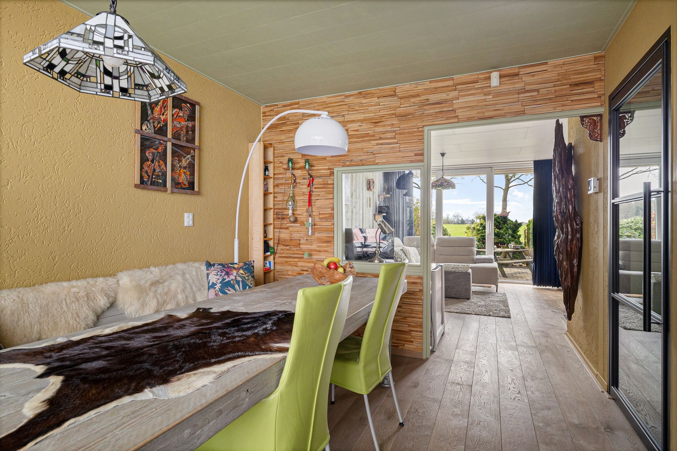 Foto 18 van Oosterse Es 41