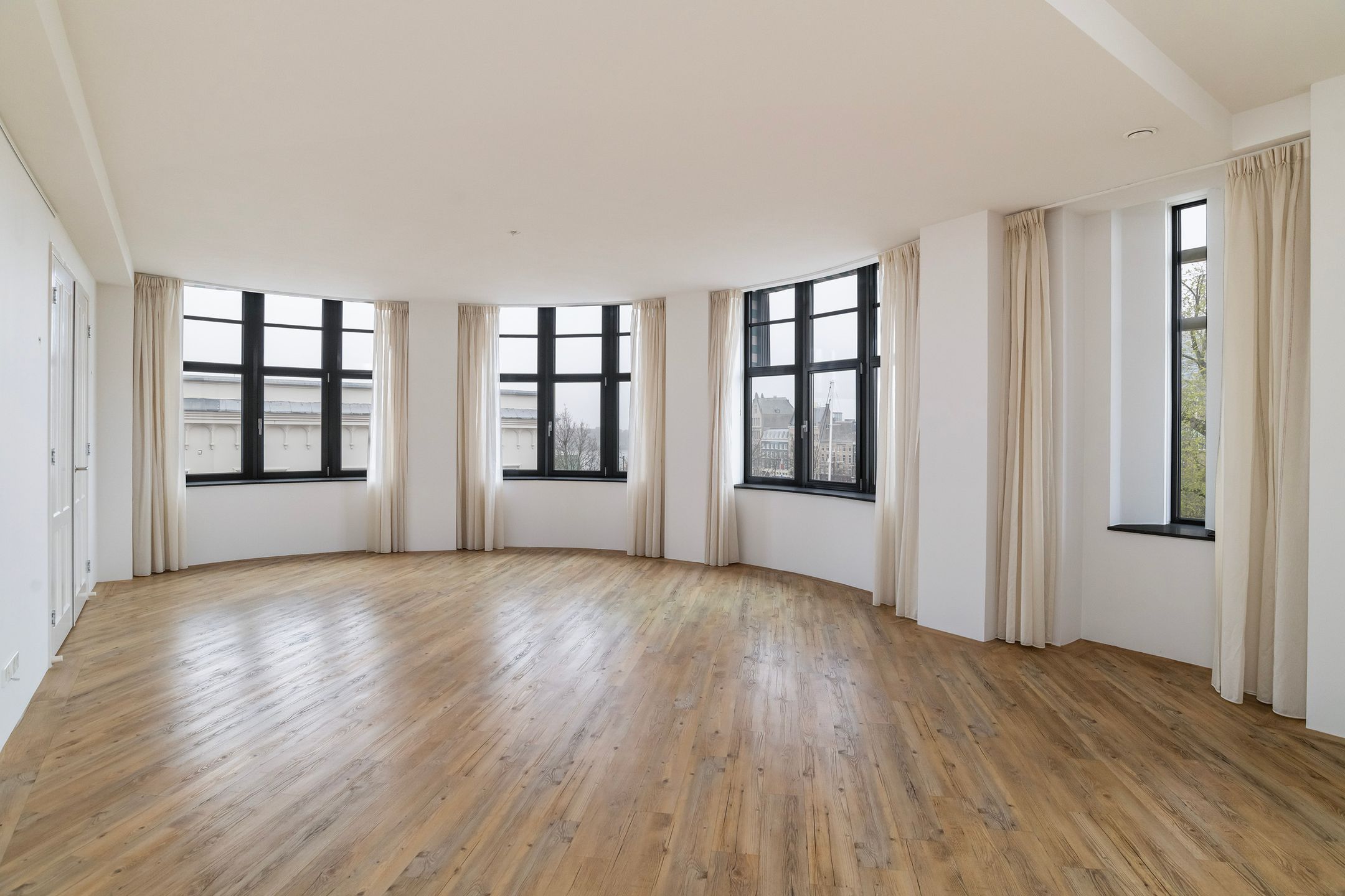 Foto 15 van Westplein 91