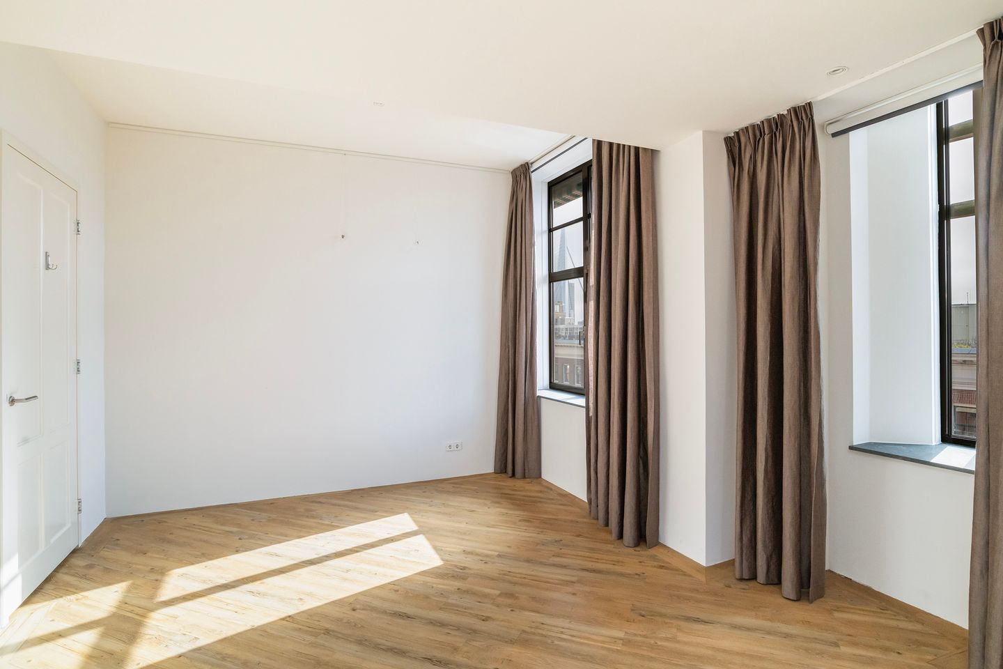 Foto 25 van Westplein 91