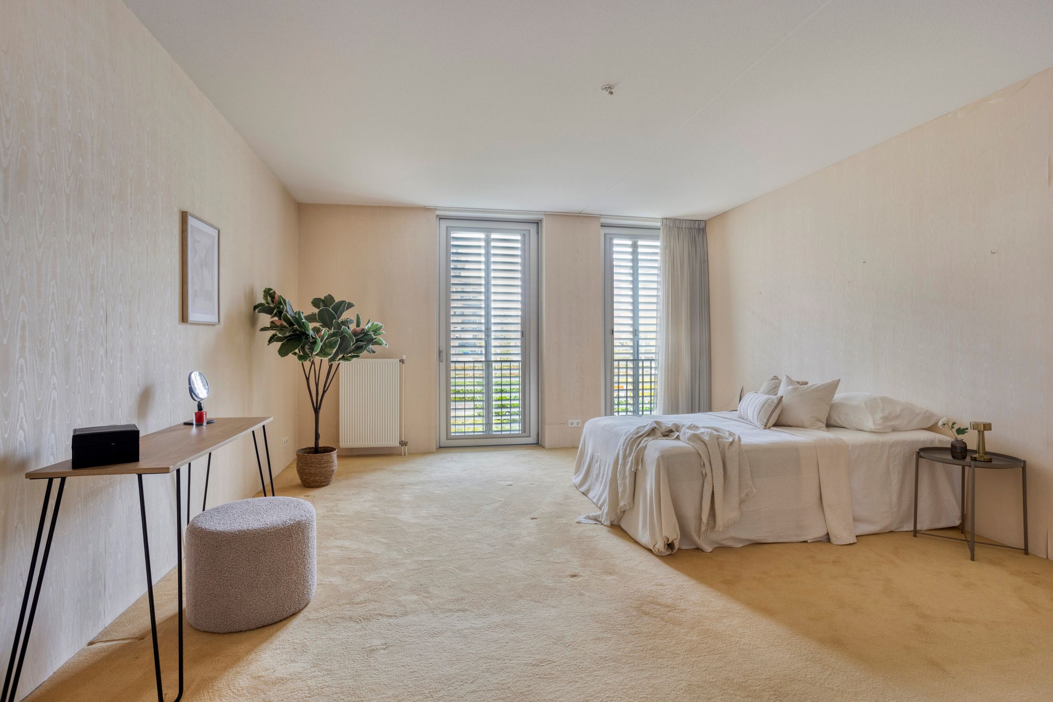 Spacious corner apartment in Amstelveen Stadshart with parking and loggia — 15