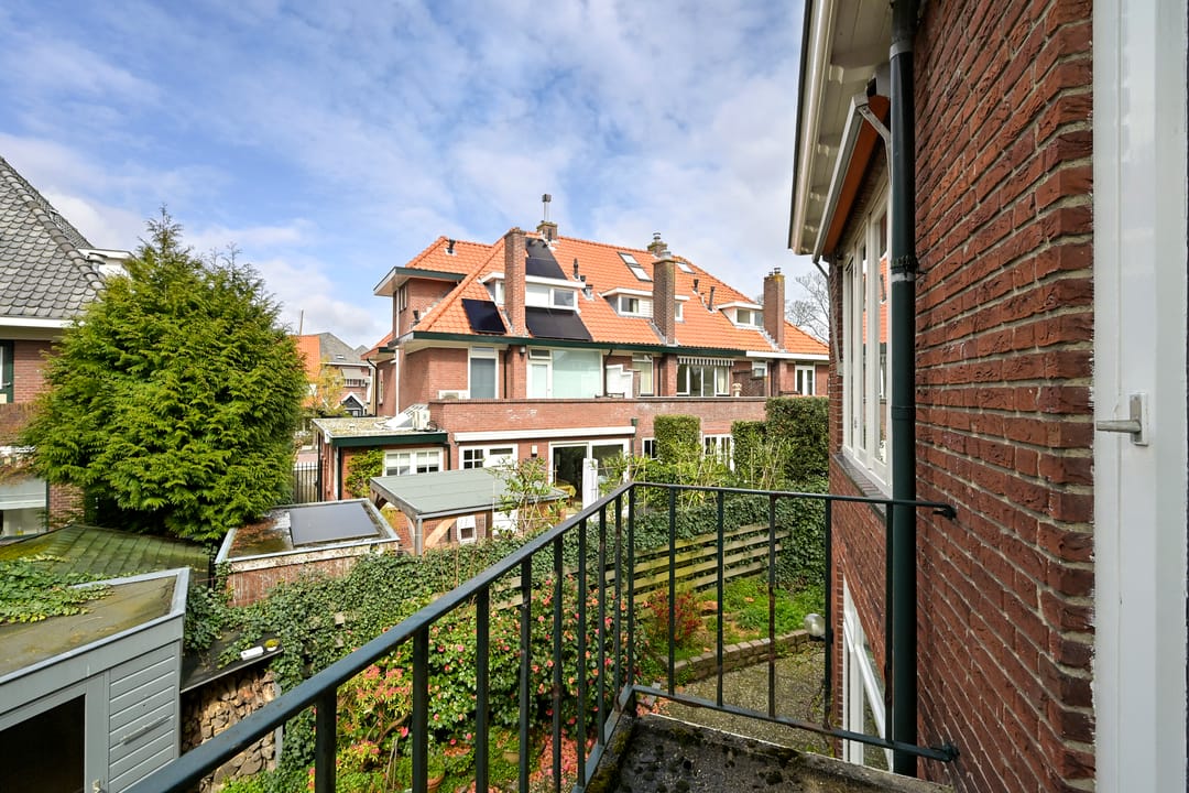 Corner house in the heart of Wassenaar with 179 m² living space — 17