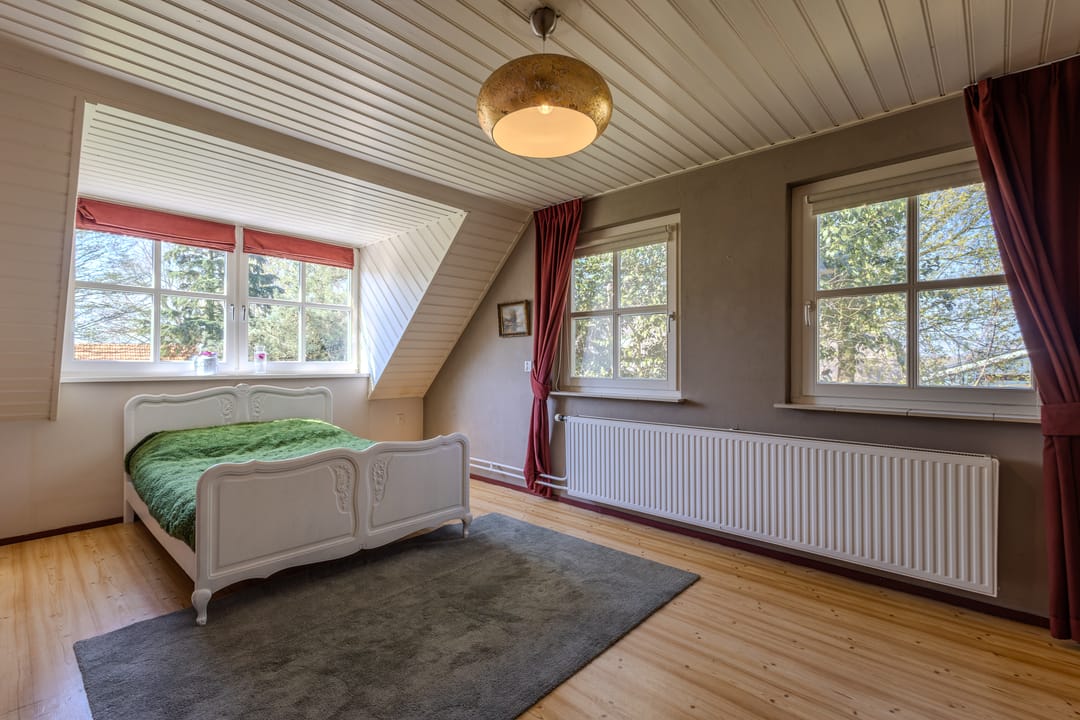 Charming Country Estate Home with Extensive Grounds in Oirschot — 16