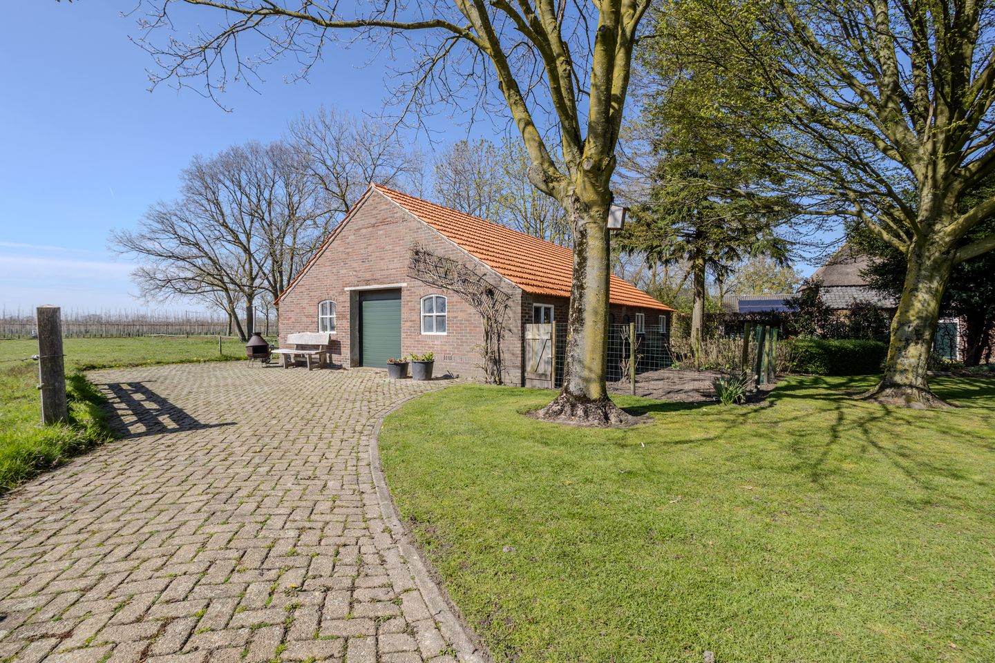 Charming Country Estate Home with Extensive Grounds in Oirschot — 21