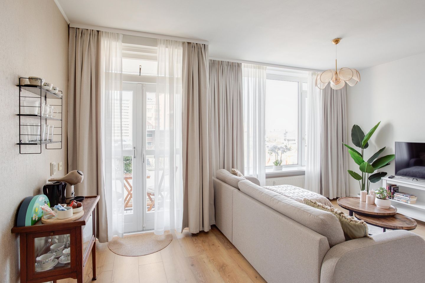 Urban Studio Apartment with Balcony in Central Enschede — 19