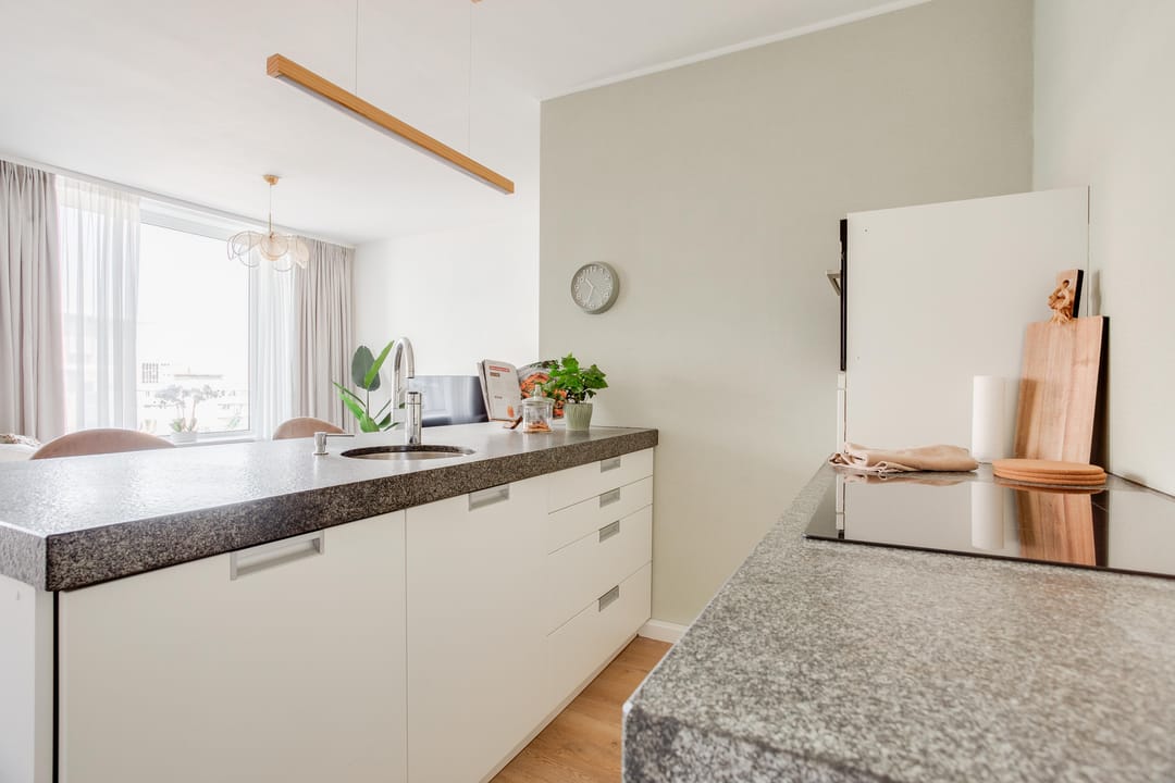 Urban Studio Apartment with Balcony in Central Enschede — 13