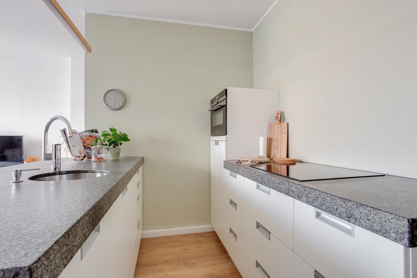 Urban Studio Apartment with Balcony in Central Enschede — 14
