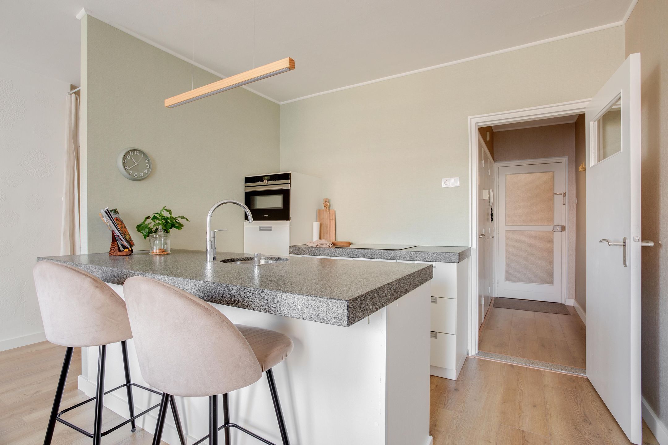 Urban Studio Apartment with Balcony in Central Enschede — 15