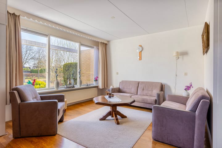 Photo 4 of Schoolstraat 34