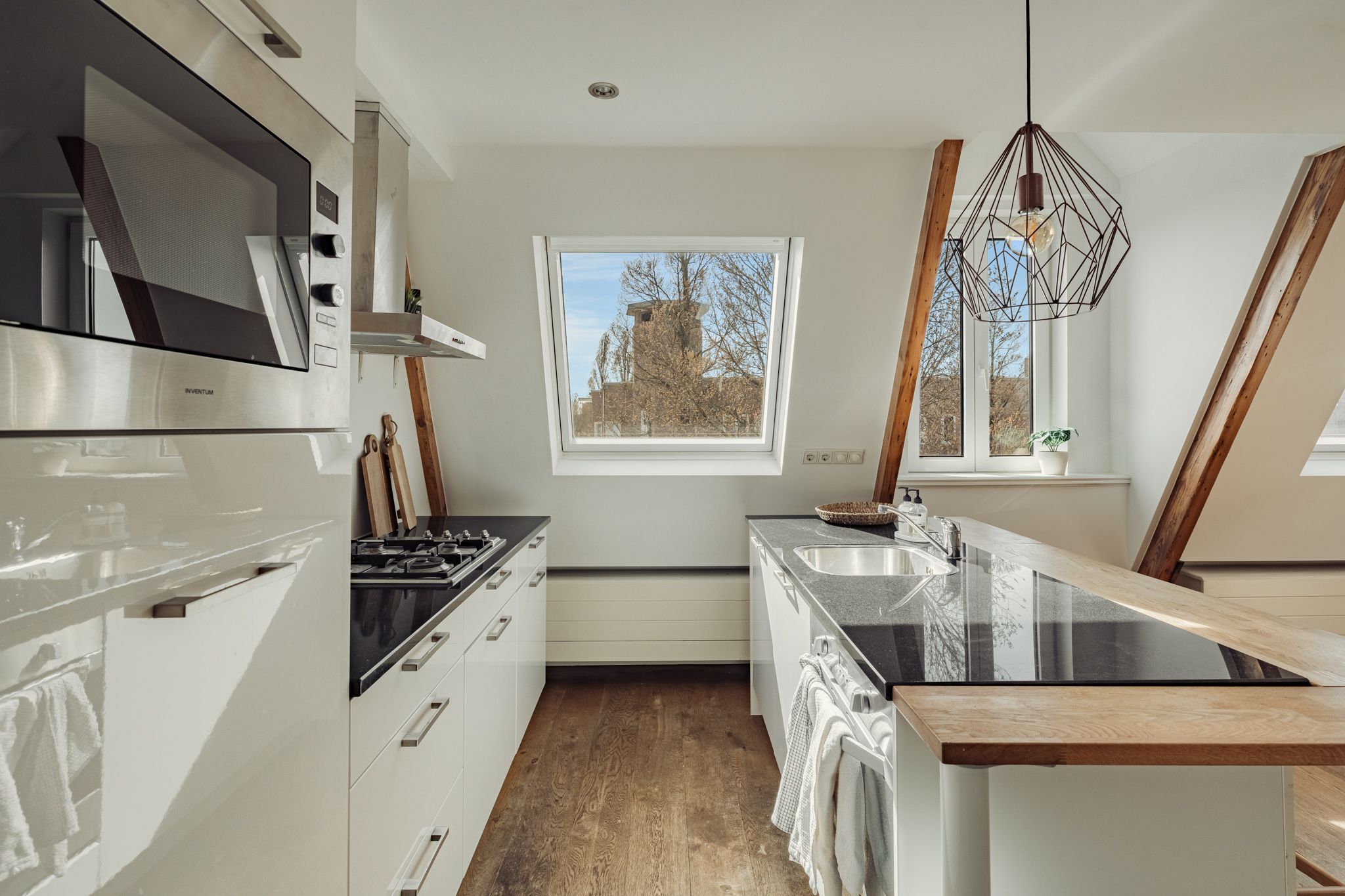 Spectacular penthouse in Museum Quarter with Rijksmuseum views and private roof terrace — 21