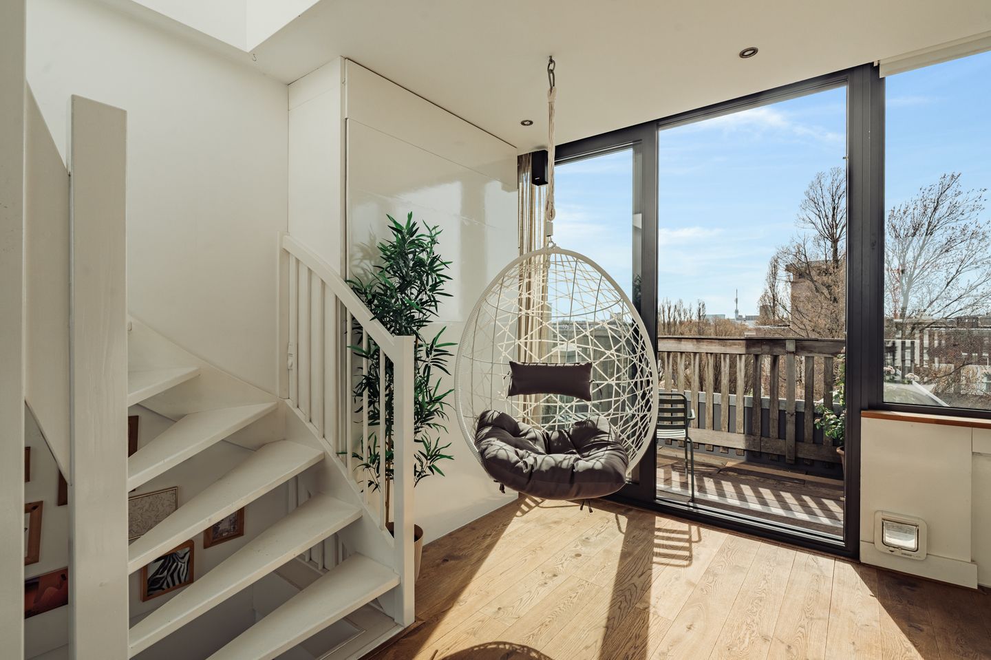 Spectacular penthouse in Museum Quarter with Rijksmuseum views and private roof terrace — 14