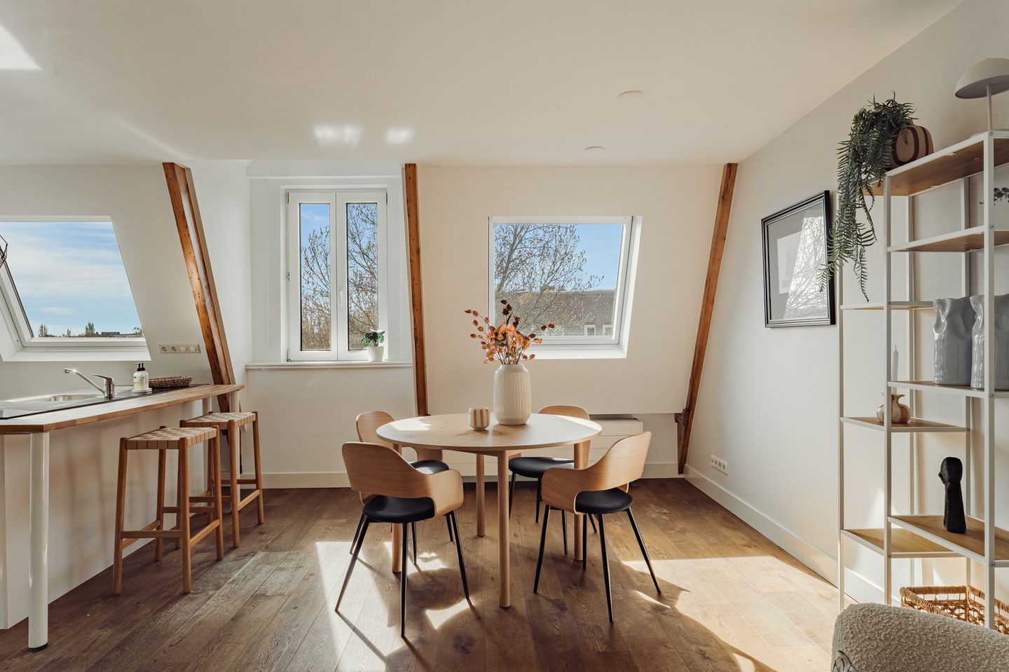 Spectacular penthouse in Museum Quarter with Rijksmuseum views and private roof terrace — 25