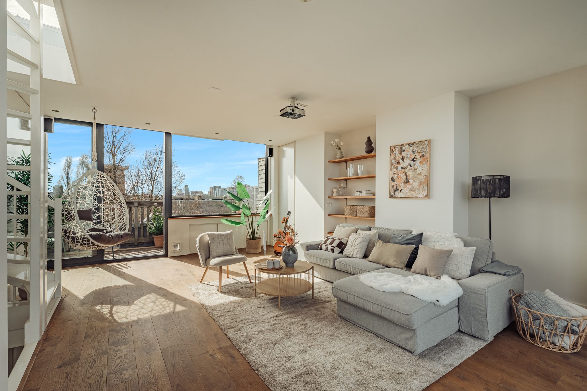 Spectacular penthouse in Museum Quarter with Rijksmuseum views and private roof terrace — 12