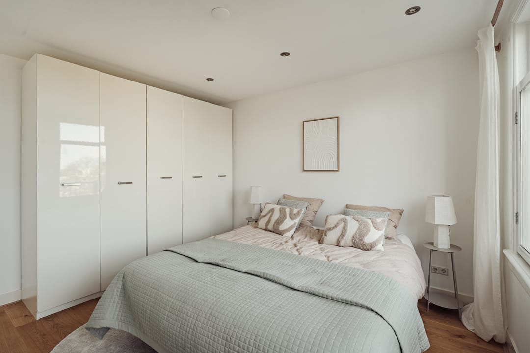 Spectacular penthouse in Museum Quarter with Rijksmuseum views and private roof terrace — 32