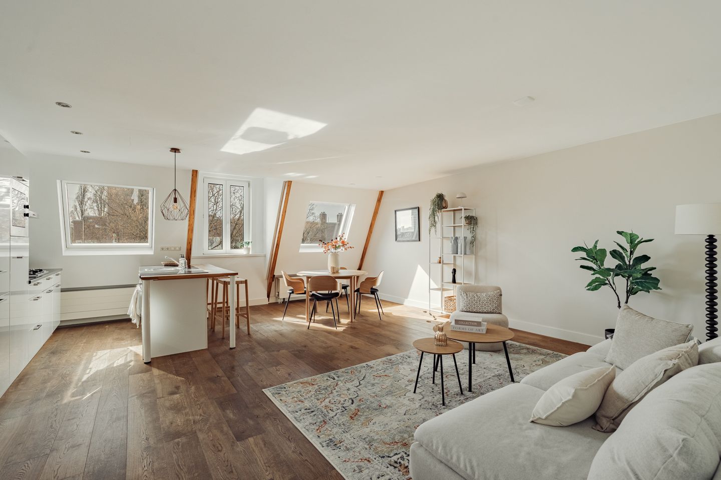 Spectacular penthouse in Museum Quarter with Rijksmuseum views and private roof terrace — 19