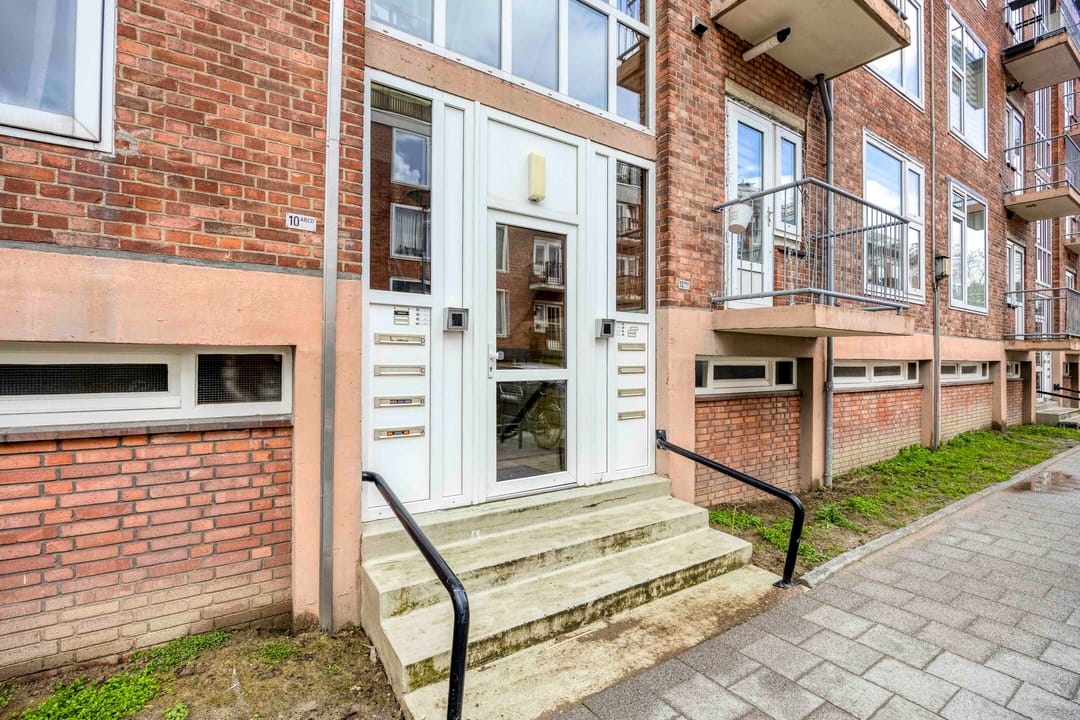 Photo 16 of Hekbootstraat 10-A