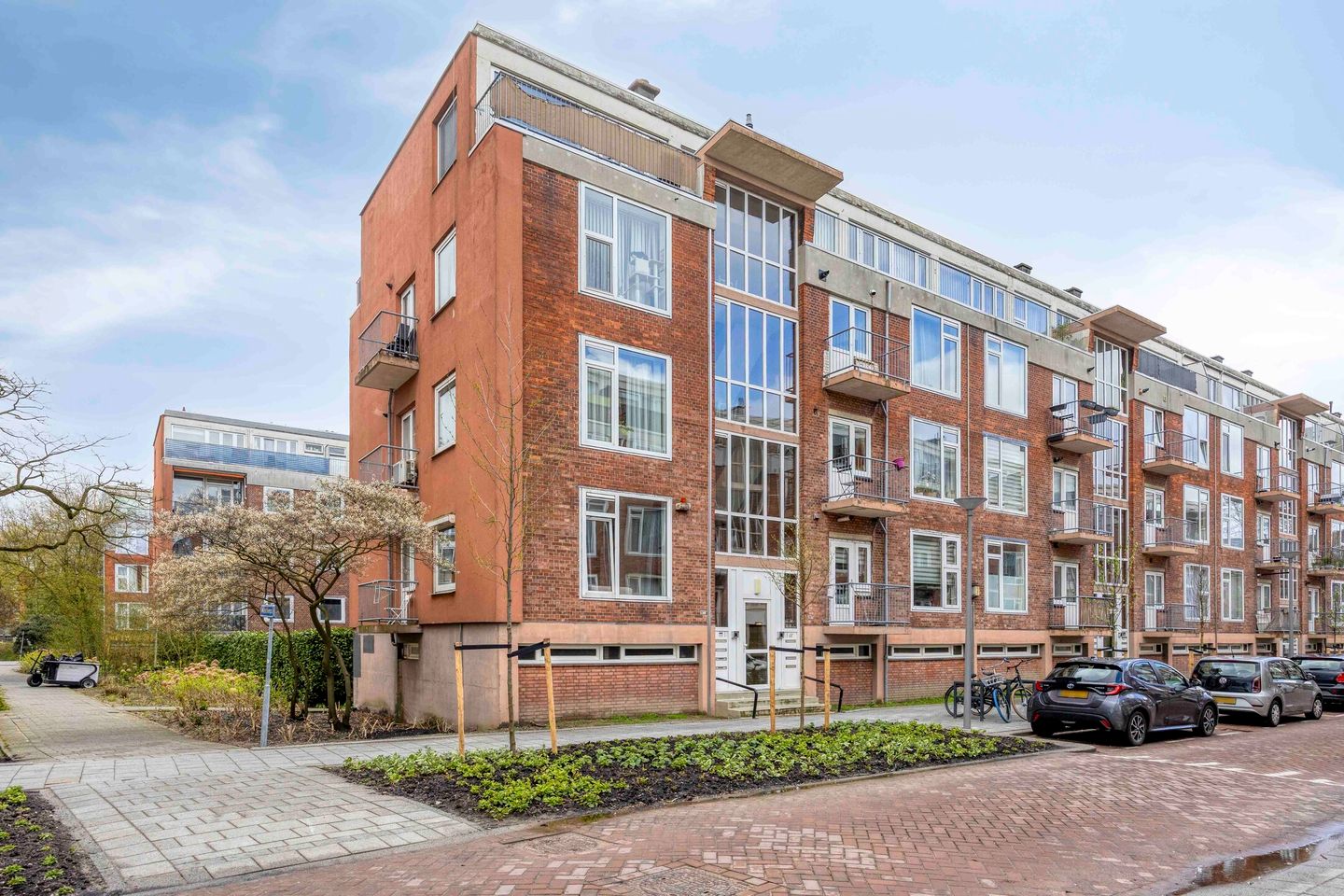 Photo 19 of Hekbootstraat 10-A